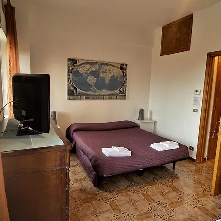 Nocleg ze śniadaniem Cleo Magnolia Falconara Marittima